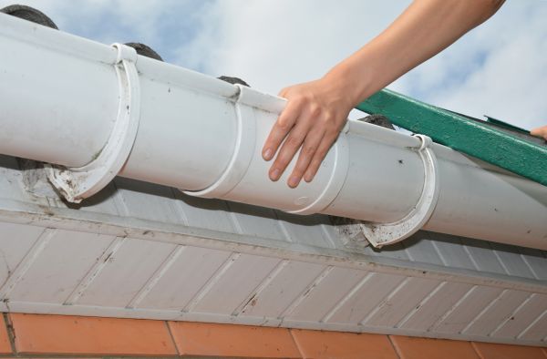 Gutter Reattachment in Southport