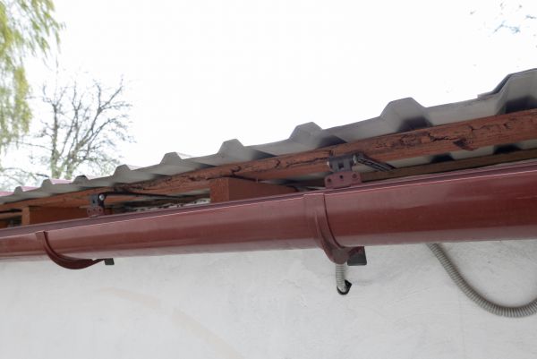 Cost of Round Gutters Installation in Southport
